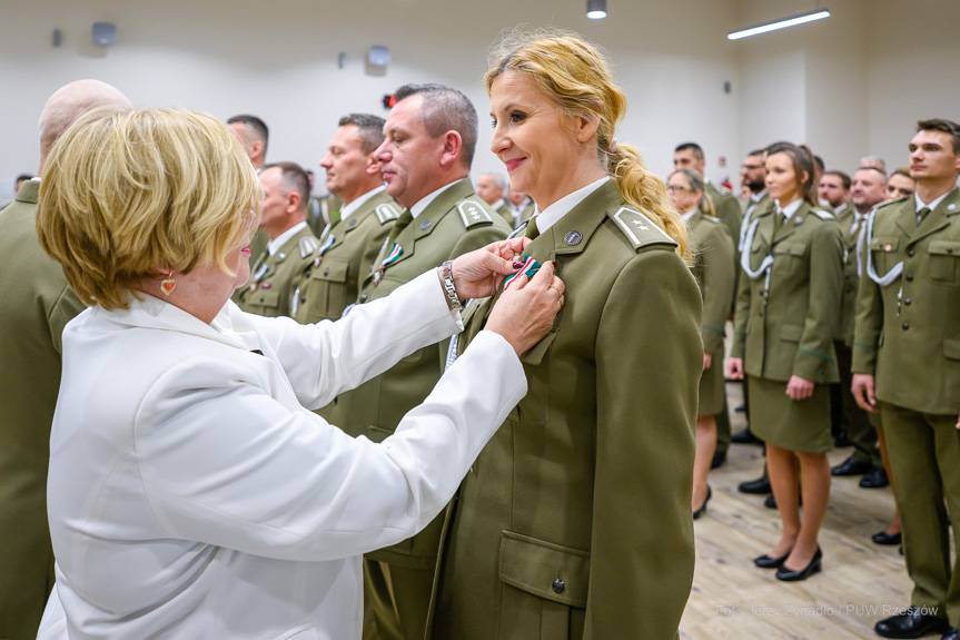 Rocznica niepodległości w Straży Granicznej z medalami i awansami