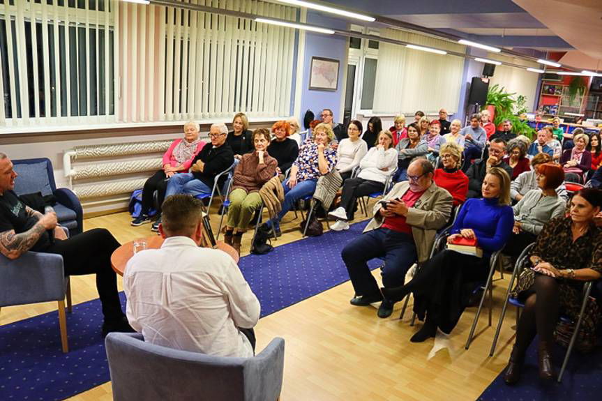 Gdy pisanie staje się pasją. Orbitowski o drodze twórczej i własnych motywacjach