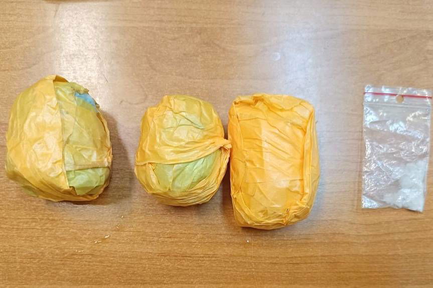 Nerwowe zachowanie 23-latka doprowadziło policjantów do narkotyków