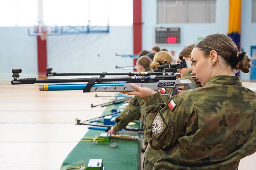 Młodzi strzelcy rywalizują w Jedliczu