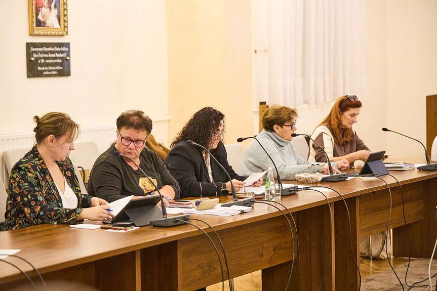 Zmiany w planie wydatków gminy. Priorytety ustalone podczas sesji