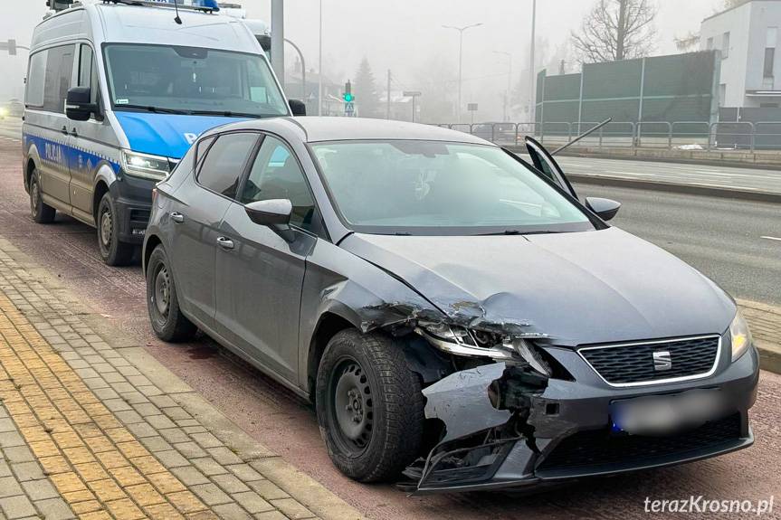 Krosno. Zderzenie dwóch samochodów