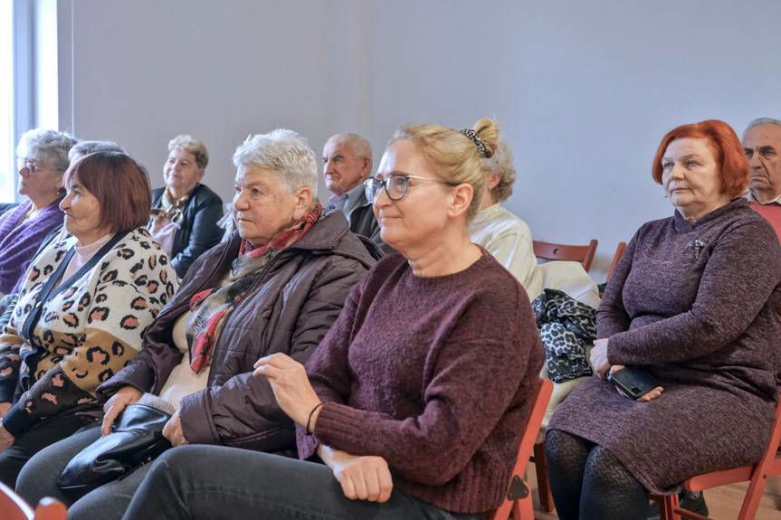 Seniorzy zyskali wskazówki, jak bronić się przed cyberatakami