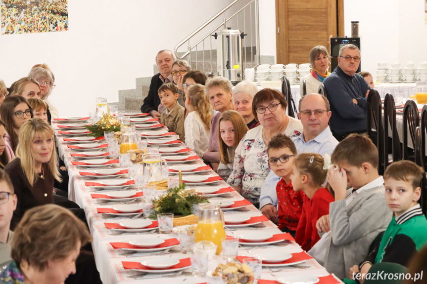 Wigilijne spotkanie rodzin zastępczych z powiatu krośnieńskiego