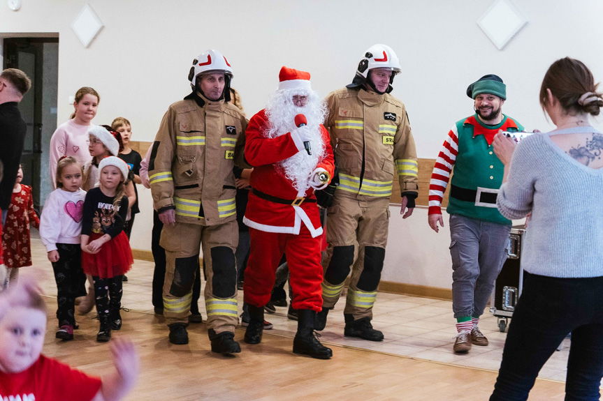 Magia Mikołajek w Domu Strażaka w Korczynie