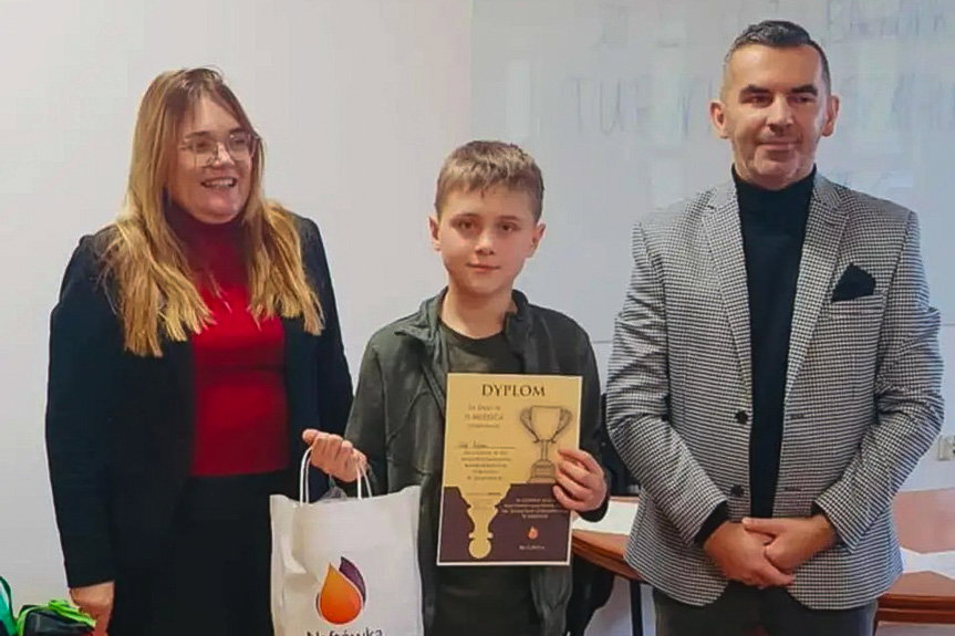 Młody talent z Krosna błyszczy na turniejach szachowych