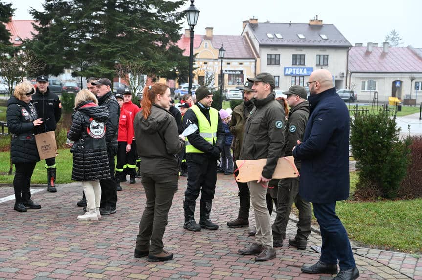 Odblaskowa choinka w Głogowie Małopolskim