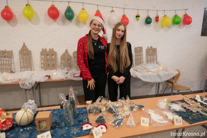 Kirmasz świąteczny w Zespole Szkół Muzycznych w Krośnie