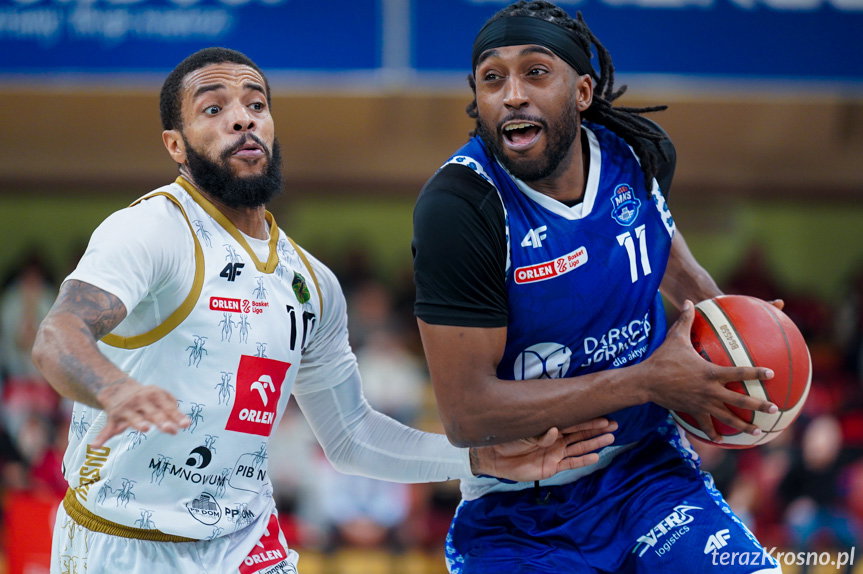 Koszykarski thriller w Krośnie zakończony dogrywką i zwycięstwem [ZDJĘCIA]