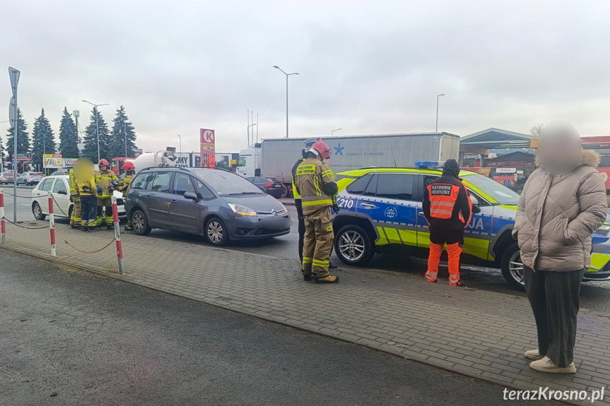 Zderzenie samochodów w Krośnie. Poszkodowana dziewczynka