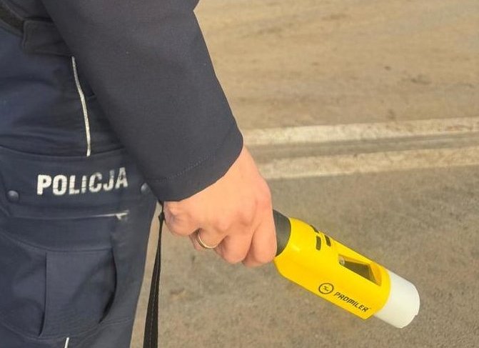 Blisko 3 promile alkoholu i jazda hulajnogą zakończona hospitalizacją