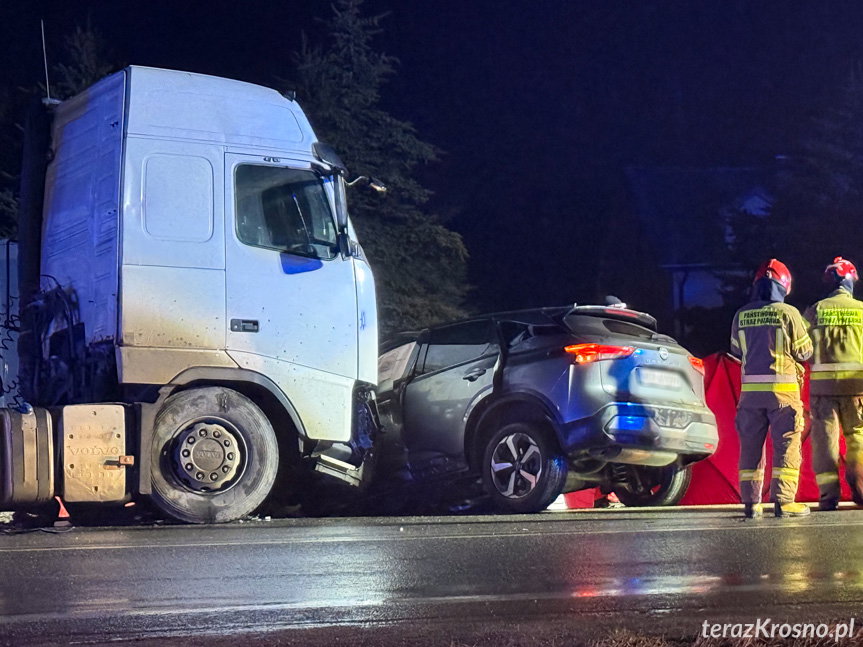 Tragiczny wypadek w Rymanowie na DK28. Zginął ksiądz emeryt