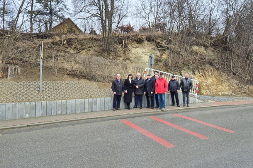 Powiat Krośnieński zakończył ważną inwestycję drogową