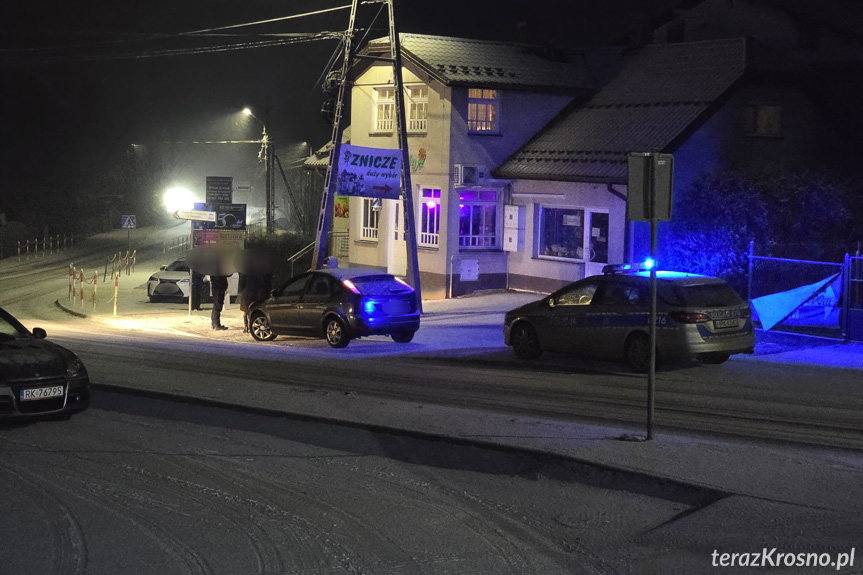 uszkodzone samochody po kolizji w Zręcinie