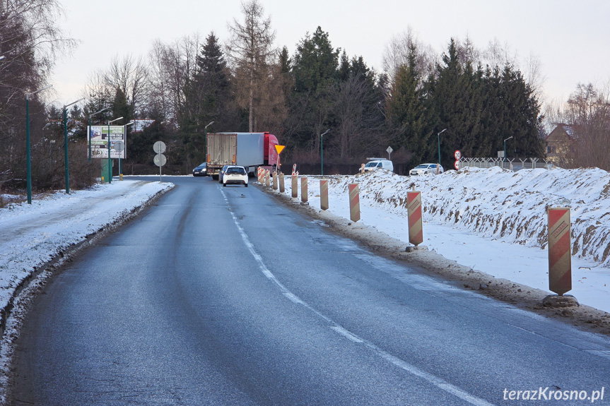 Rozkopane skrzyżowanie Zręcińska-Lotników w Krośnie. Dlaczego wstrzymano prace?