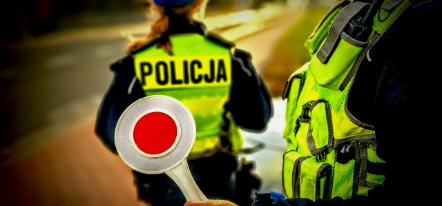 BMW pędziło w terenie zabudowanym. Interweniowała drogówka