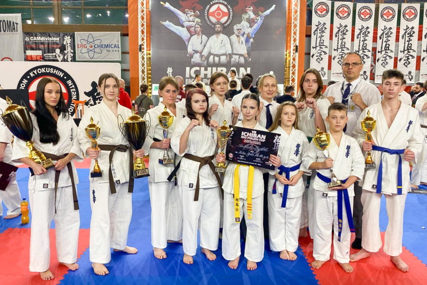 Nowy rok rozpoczęty od medali przez karateków z Krosna