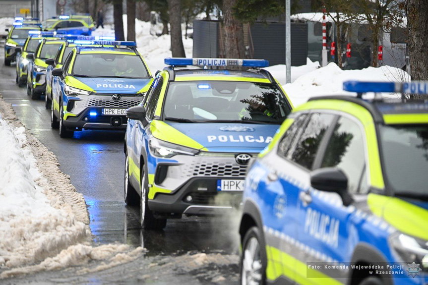 Nowe radiowozy dla podkarpackiej Policji