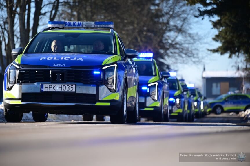 Nowoczesne radiowozy trafiły do podkarpackich policjantów