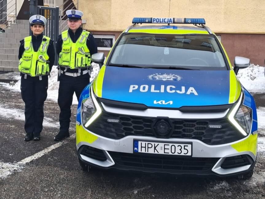 Policjanci pomogli nieprzytomnemu mężczyźnie