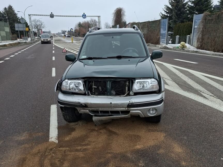 Czołowe zderzenie samochodów w Kraczkowej