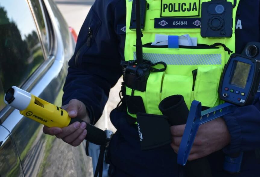 Styl jazdy wzbudził podejrzenia. Kontrola ujawniła ponad 3 promile