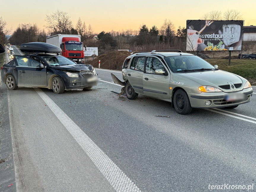 Zderzenie samochodów na DK28