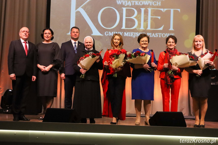 Gala Wyjątkowych Kobiet Gminy Miejsce Piastowe [ZDJĘCIA]