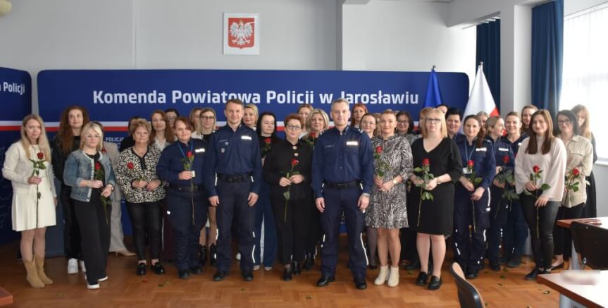 Dzień kobiet w jarosławskiej komendzie