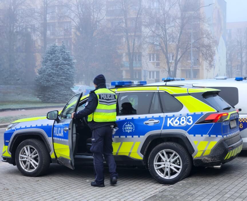 Policjanci zatrzymali 23-latka - miał ponad promil i narkotyki przy sobie