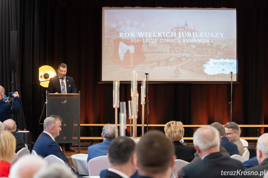 Wielkie wyróżnienie na wielki jubileusz. Wojciech Farbaniec Honorowym Obywatelem Rymanowa