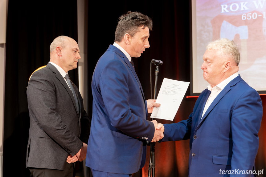 Wielkie wyróżnienie na wielki jubileusz. Wojciech Farbaniec Honorowym Obywatelem Rymanowa