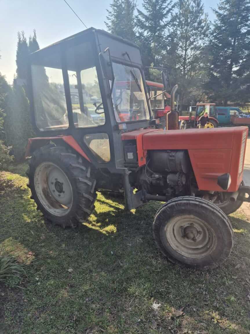 Nietrzeźwy, bez prawa jazdy spowodował kolizję drogową