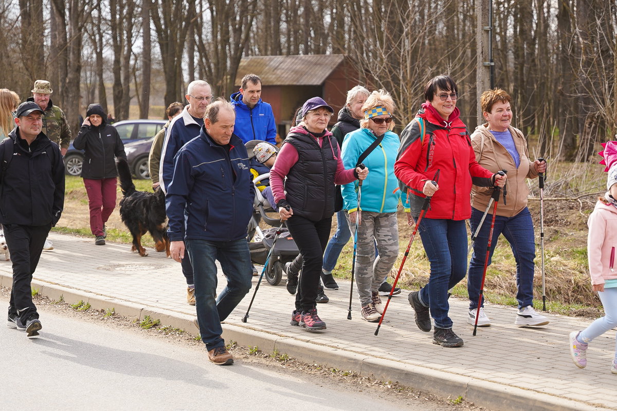 Wspólny spacer i palenie Marzanny na rozpoczęcie wiosny