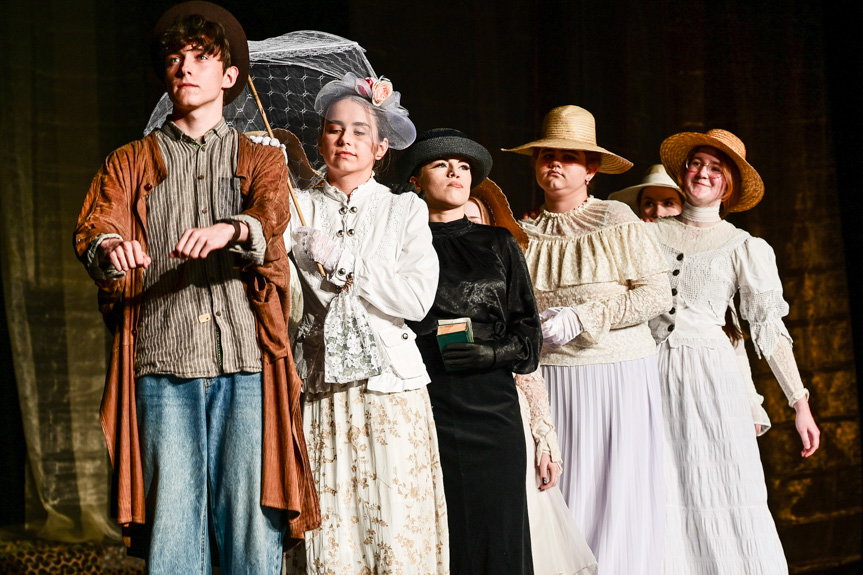 Spektakl, który mrozi krew w żyłach - debiut Teatru Młodzieżowego JDK