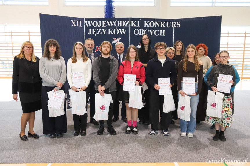 Gala w II LO w Krośnie. Promocja języka francuskiego i niemieckiego [ZDJĘCIA]