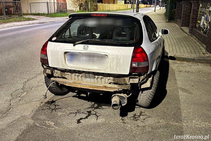 Stracił panowanie nad kierownicą na łuku drogi