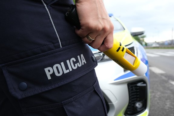 38-latek prowadził po alkoholu i przewoził troje dzieci