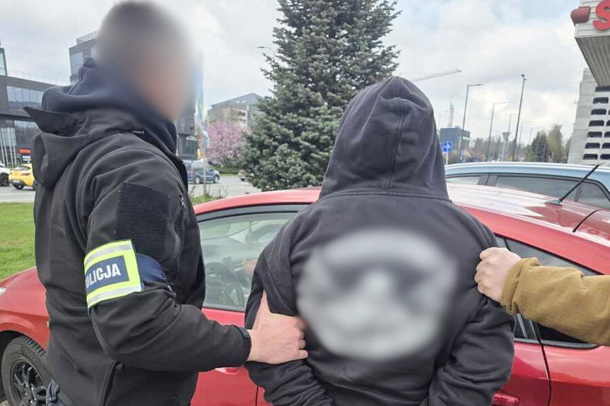 Jeden telefon wystarczył. 68-latka straciła 45 tys. zł