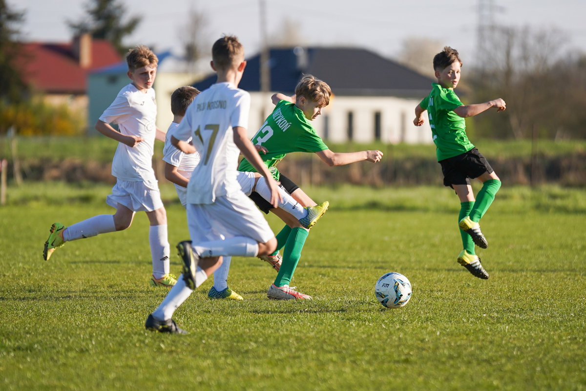 Piątkowa lekcja futbolu w wykonaniu młodzików Pasji Krosno