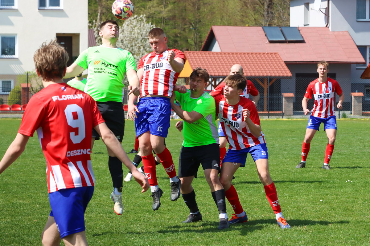 Derby gminy Rymanów w samo południe. Zwycięstwo drużyny z Klimkówki [ZDJĘCIA]