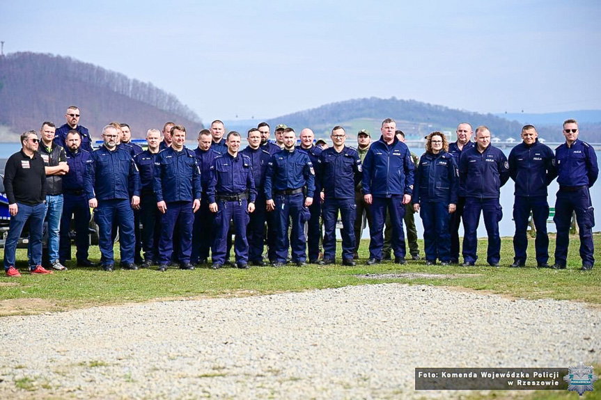 ćwiczenia policjantów