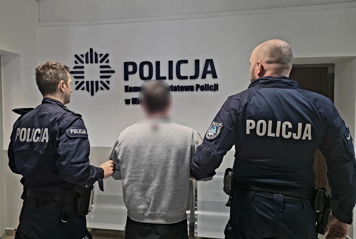 Nietrzeźwy kierowca autokaru chciał wieźć dzieci na wycieczkę