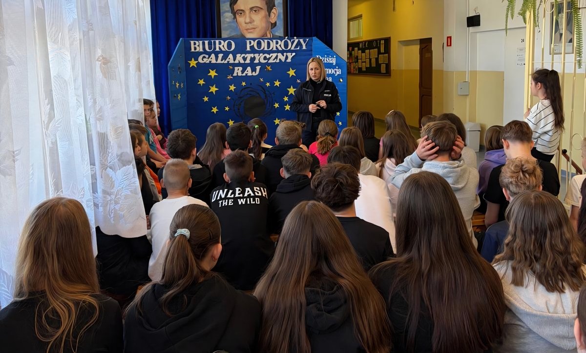 Jedno kliknięcie może zniszczyć życie - policja edukuje młodych