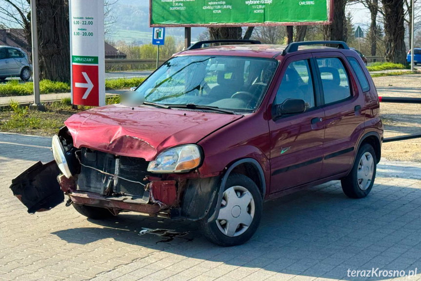 Poranna kolizja Citroena i Suzuki na DK19