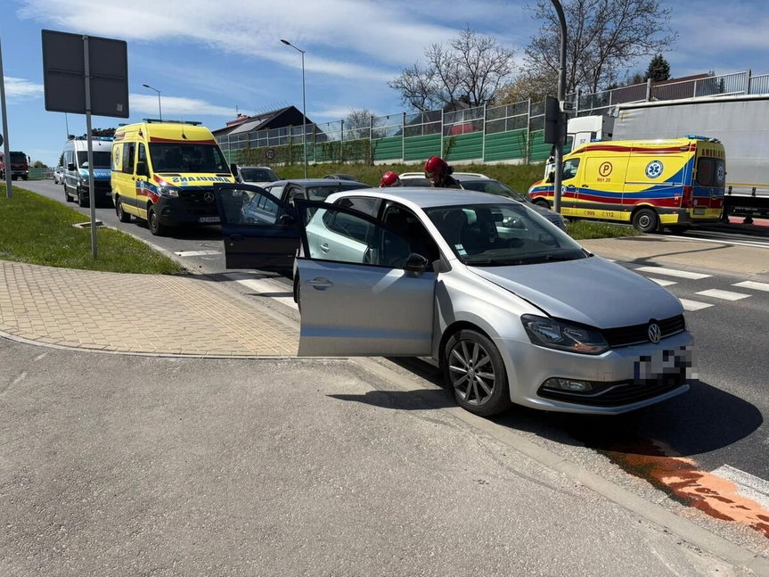 Wypadek w Rzeszowie - 89-letni kierowca trafił do szpitala