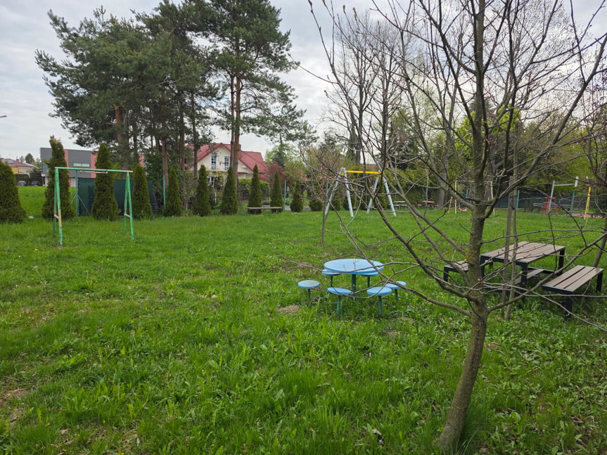 Przy szkole w Zręcinie powstanie nowy plac zabaw
