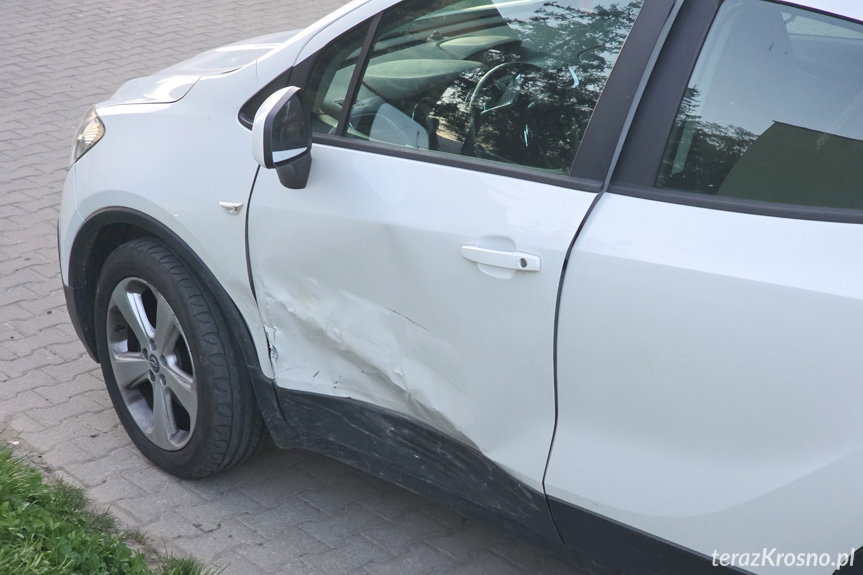 Zręcin. Mandat dla 74-latka po kolizji na skrzyżowaniu
