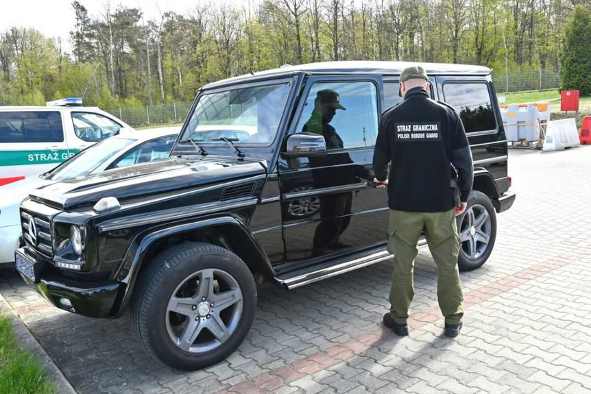 Kradzione części i auto odzyskane na granicy polsko-ukraińskiej