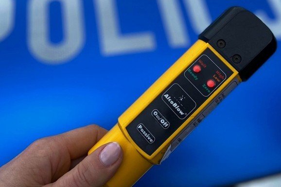 Fiatem zawracał w niedozwolonym miejscu. Kierowca z Nowej Dęby miał 1,5 promila